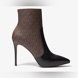 Rue Logo and Leather Boot